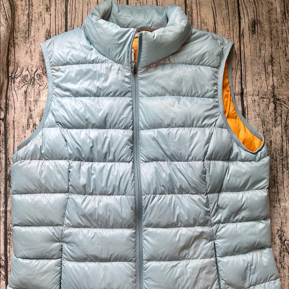 Eddie Bauer down vest